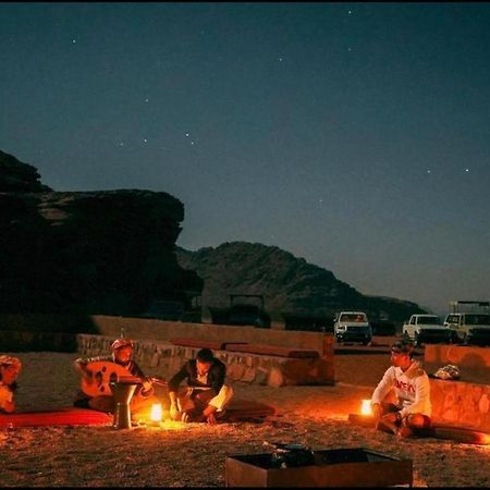 Bedouin Adventure & Tours Hotel Wadi Rum Exterior photo