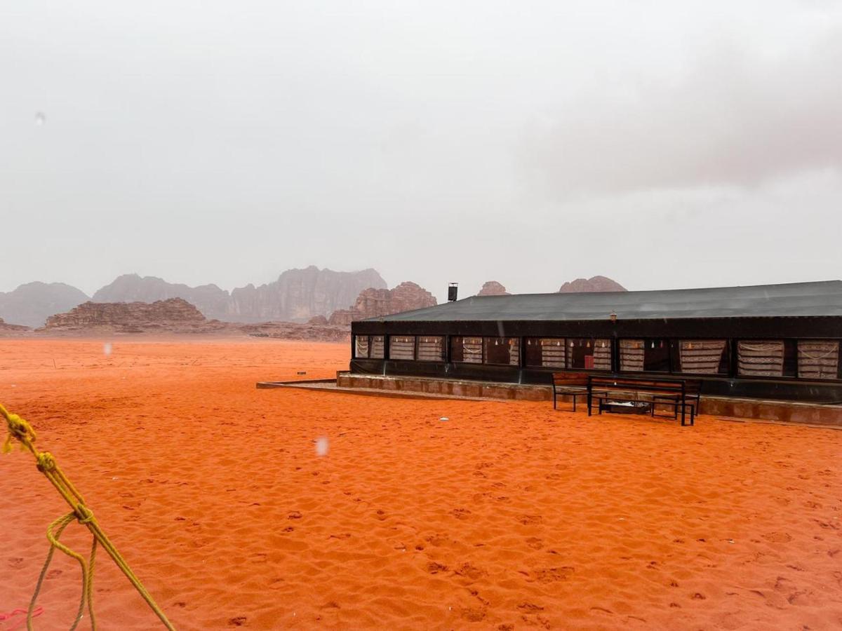 Bedouin Adventure & Tours Hotel Wadi Rum Exterior photo